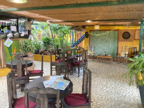 Montaña Linda Hostel Orosi